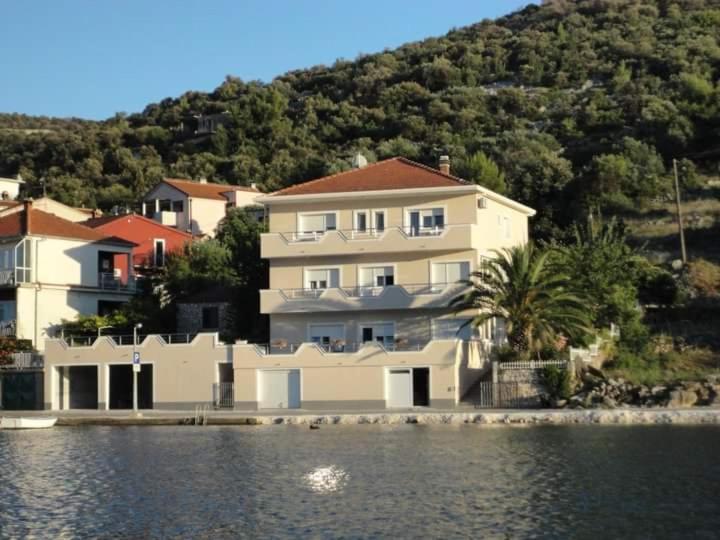 Apartman & Rooms Draga Marina Exterior photo